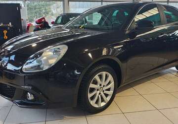 Alfa Romeo Giulietta 180.000 km 7.900 &euro; Moosthenning 84164