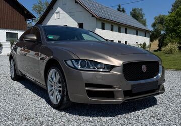 Jaguar XE 233.228 km 9.400 &euro; Baierbach /Landshut 84171