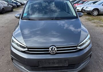 VW Touran 490.000 km 8.950 &euro; Moosburg 85368