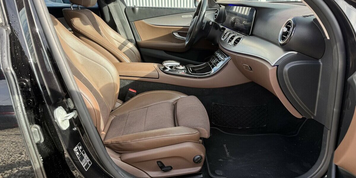 Mercedes-Benz E 220 d AVANTGARDE WIDESCREEN HEAD-UP LED 342.900 km 18.500 &euro; Altdorf 84032