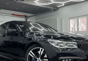 BMW 750 125.000 km 40.750 &euro; Altdorf 84032