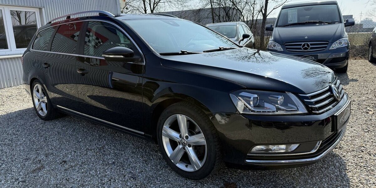 VW Passat Variant 2.0 TDI DSG Business 4Motion Navi 199.700 km 9.700 &euro; Altdorf 84032