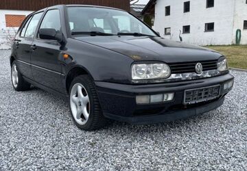 VW Golf 210.455 km 1.299 &euro; Baierbach /Landshut 84171