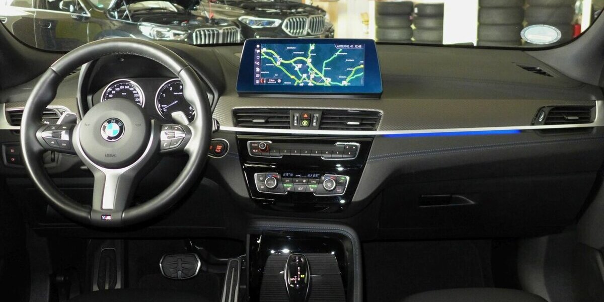 BMW X2 20d xDr MSport AHK,HUD,Kamera,H&K NP:67.690 43.998 km 32.590 &euro; Landshut 84030