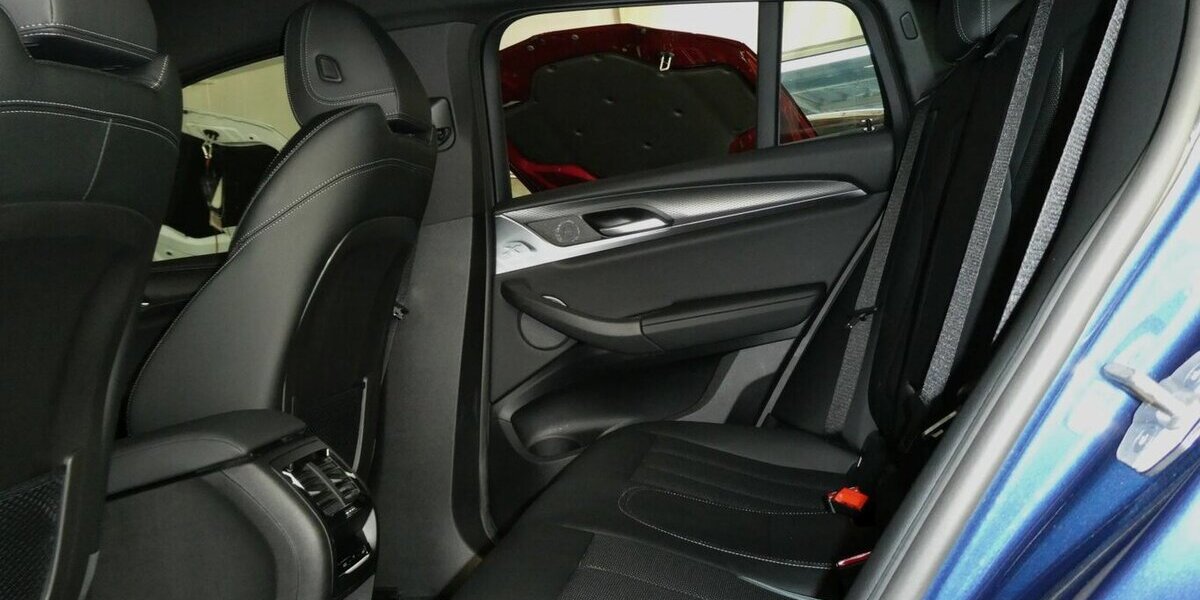 BMW X4 xDr G02 20i M Sport AHK,360°,Laser NP:74.968 9.700 km 48.590 &euro; Landshut 84030