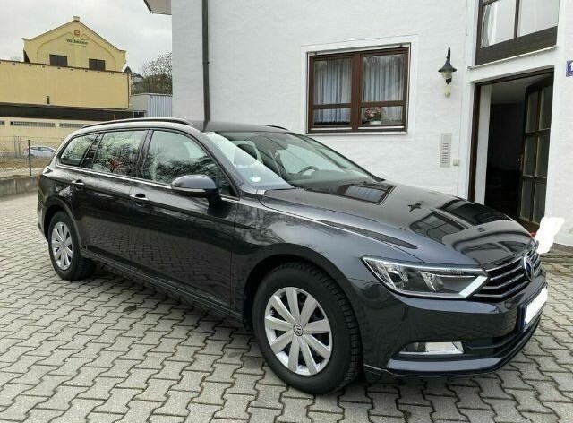 VW Passat Variant 62.000 km 21.000 &euro; Landshut 84028