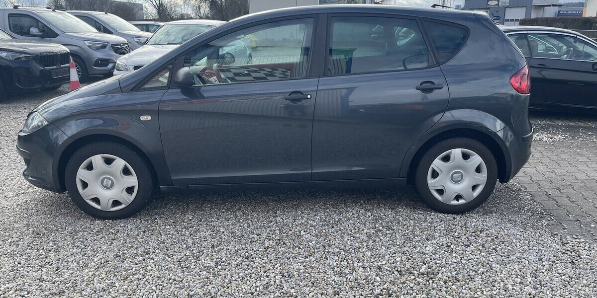 Seat Altea Avila 1.6i Klima PDC Euro4 207.000 km 2.000 &euro; Altdorf 84032