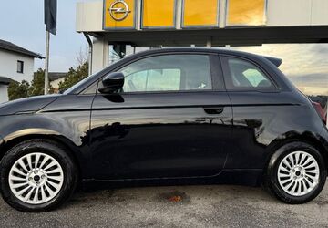 Fiat 500e 11.200 km 17.790 &euro; Velden 84149
