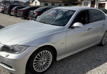 BMW 325i Xenon Navi PDC 282.100 km 2.590 &euro; Altdorf 84032