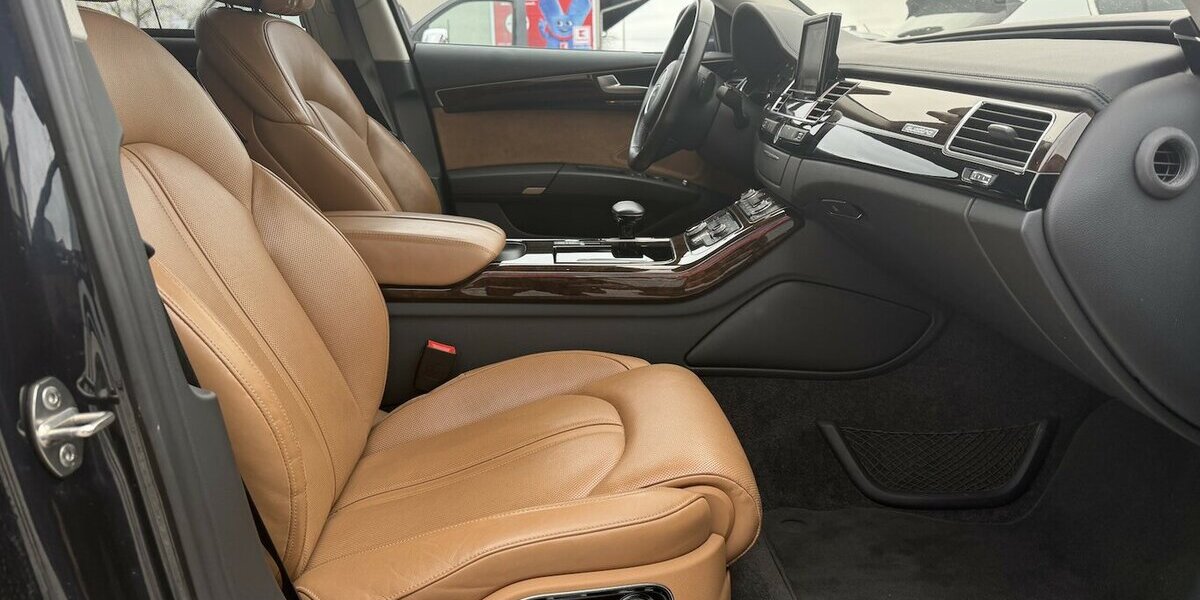 Audi A8 4.2 TDI EXCLUSIVE MATRIX 360°KAMERA MASSAGE 173.600 km 26.980 &euro; Altdorf 84032