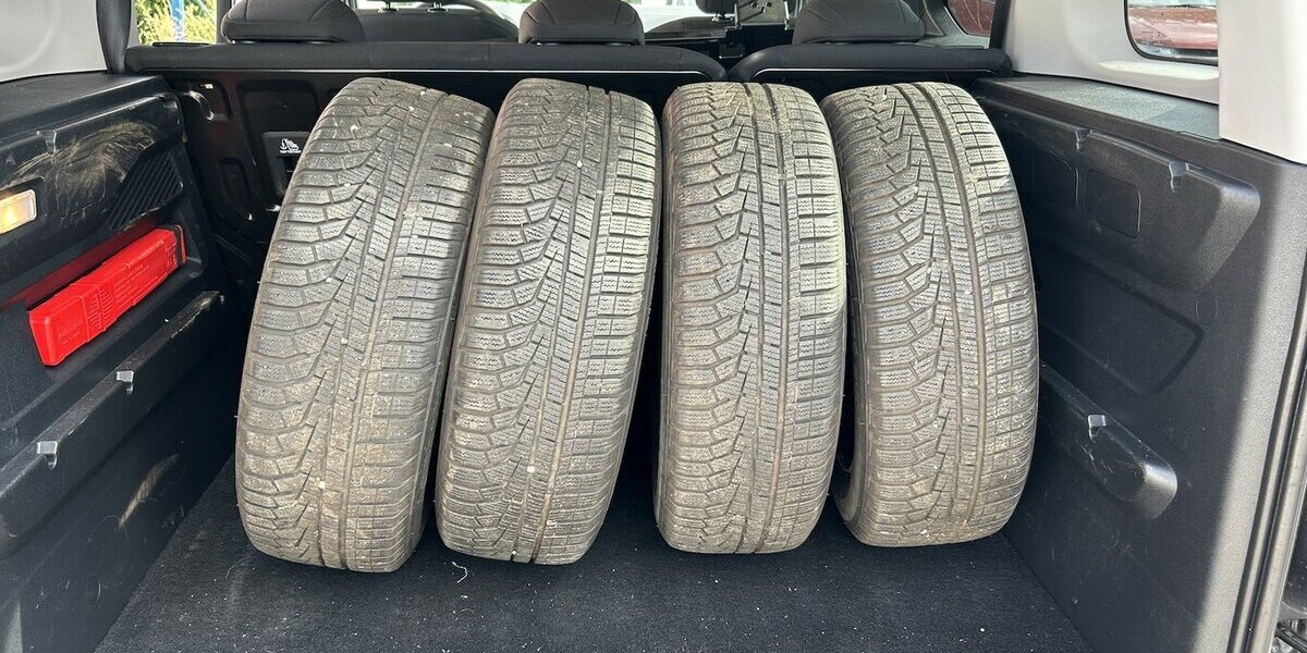 Opel Combo 1.2i Edition 1.HAND Tempomat DAB PDC 54.200 km 15.850 &euro; Altdorf 84032