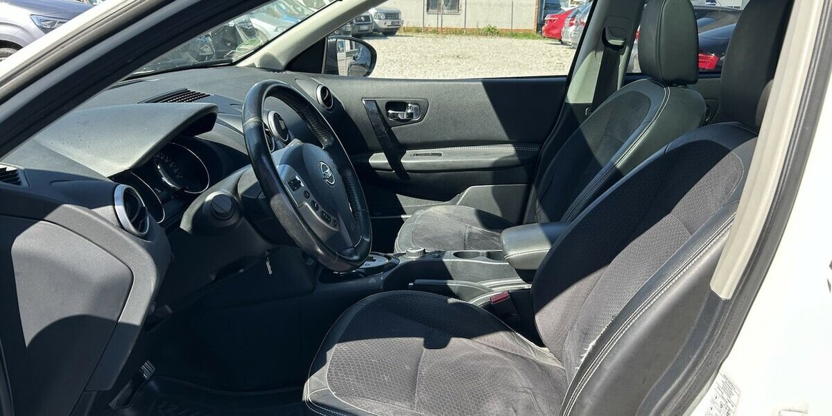 Nissan Qashqai+2 2.0 dCi Aut. 4X4 Kamera 360° 7-Sitzer 204.700 km 8.750 &euro; Altdorf 84032