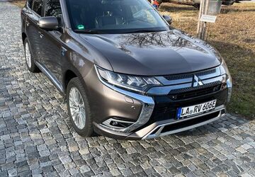Mitsubishi Outlander 109.000 km 18.900 &euro; Kröning 84178