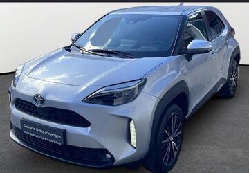 Toyota Yaris Cross 109.243 km 17.990 &euro; Rottenburg a. d. Laaber 84056