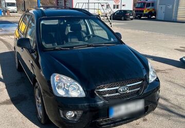 Kia Carens 160.000 km 3.900 &euro; Geisenhausen 84144