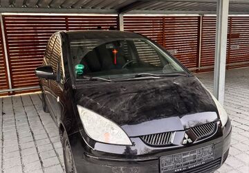Mitsubishi Colt 267.000 km 1.200 &euro; Landshut 84036