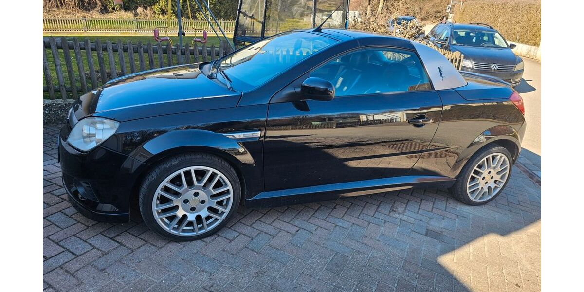 Opel Tigra 166.000 km 2.500 &euro; Attenhofen 84091