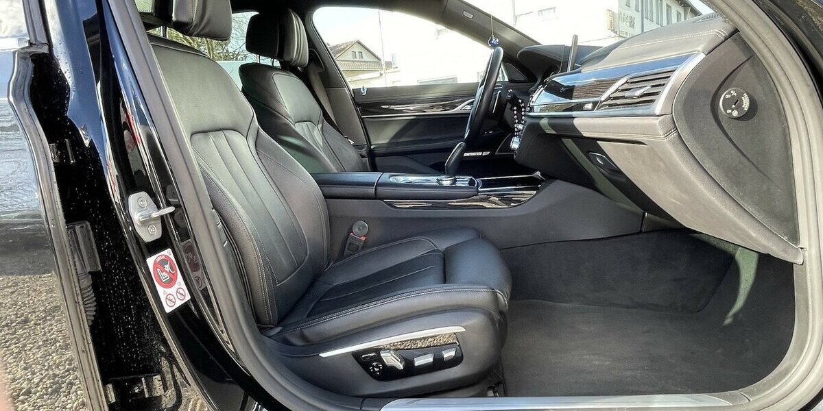 BMW 730d M Sport Paket Head-Up Laser Carbon Core 124.800 km 35.500 &euro; Altdorf 84032