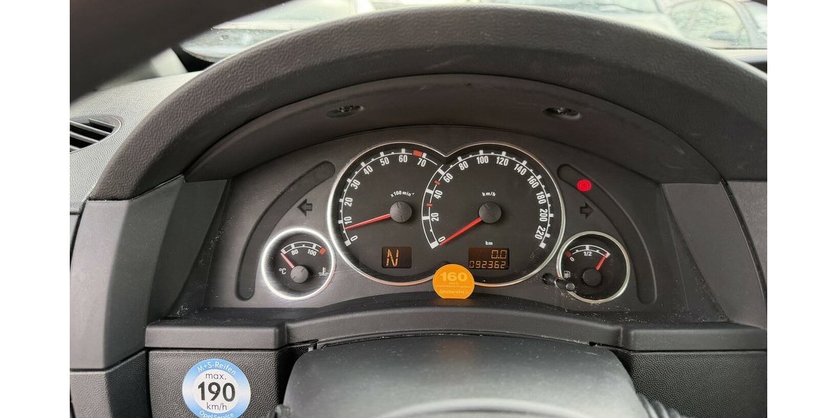 Opel Meriva Edition 1.6i Automatik Klima PDC 92.500 km 2.890 &euro; Altdorf 84032