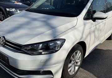 VW Touran 208.820 km 10.790 &euro; Vilsbiburg 84137