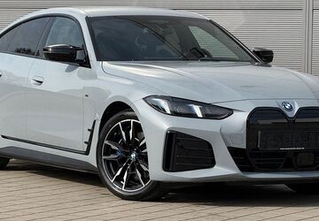 BMW i4 3.810 km 63.790 &euro; Rohr i. NB (bei Regensburg) 93352