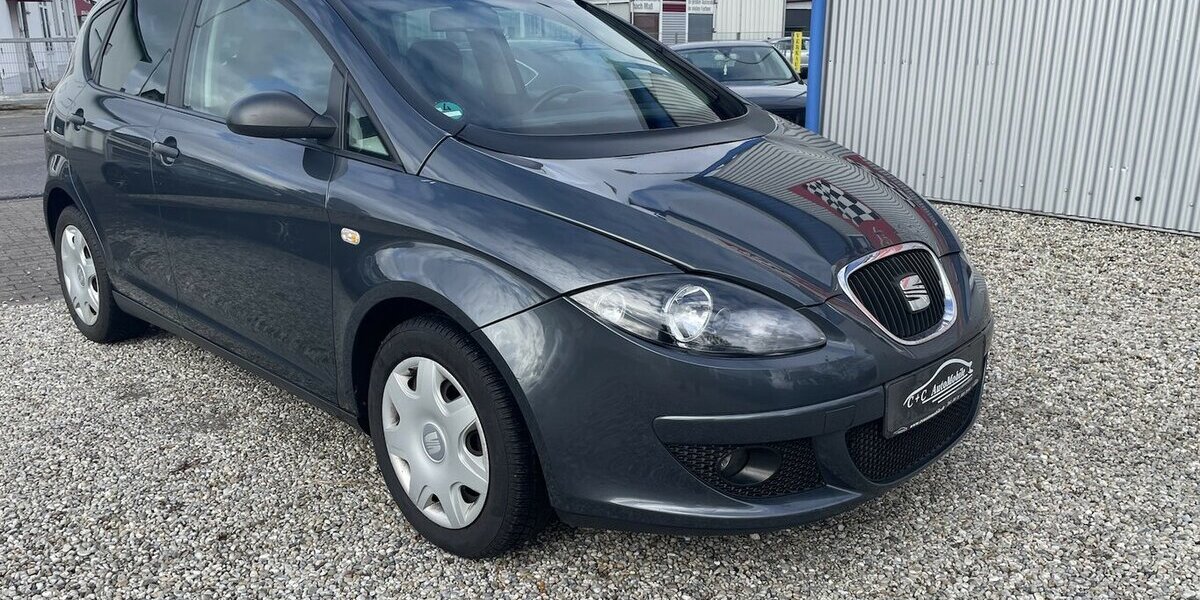 Seat Altea Avila 1.6i Klima PDC Euro4 207.000 km 2.000 &euro; Altdorf 84032