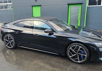 Audi RS e-tron GT 33.000 km 69.400 &euro; Ergoldsbach 84061