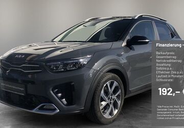 Kia Stonic 27.200 km 19.990 &euro; Landshut 84030