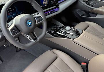 BMW i5 27.978 km 67.990 &euro; Rohr i. NB (bei Regensburg) 93352