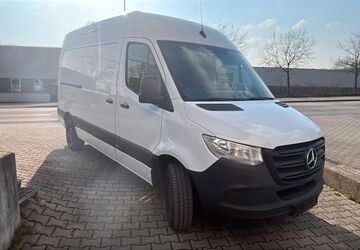 Mercedes-Benz Sprinter 295.623 km 18.100 &euro; Ergolding 84030
