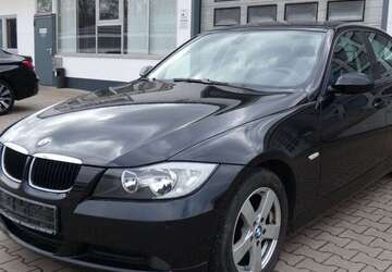 BMW 318 243.128 km 2.990 &euro; Dorfen 84405