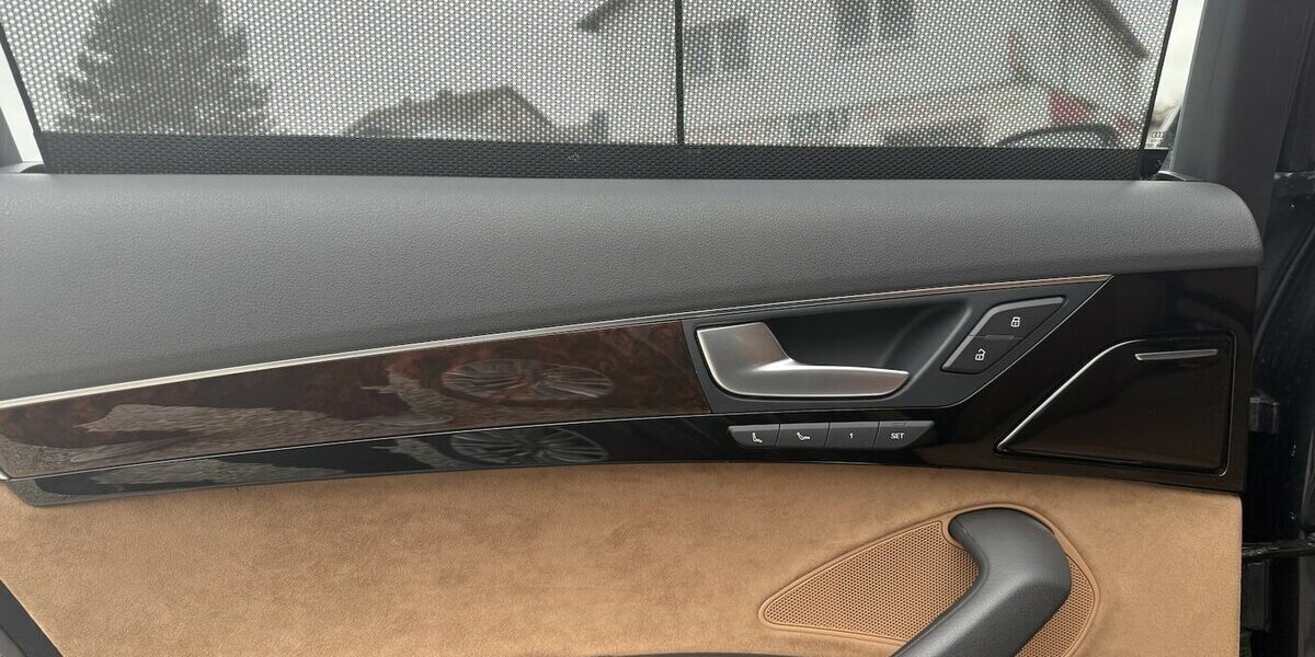 Audi A8 4.2 TDI EXCLUSIVE MATRIX 360°KAMERA MASSAGE 173.600 km 26.980 &euro; Altdorf 84032