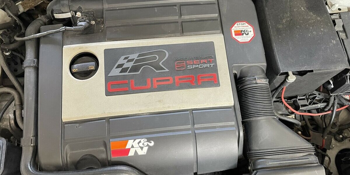 Seat Leon Cupra R LIMITED (178 of 200) WTCC CHAMPION 131.000 km 13.750 &euro; Altdorf 84032