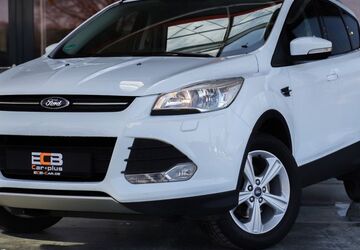 Ford Kuga 136.000 km 9.890 &euro; Ergolding 84030
