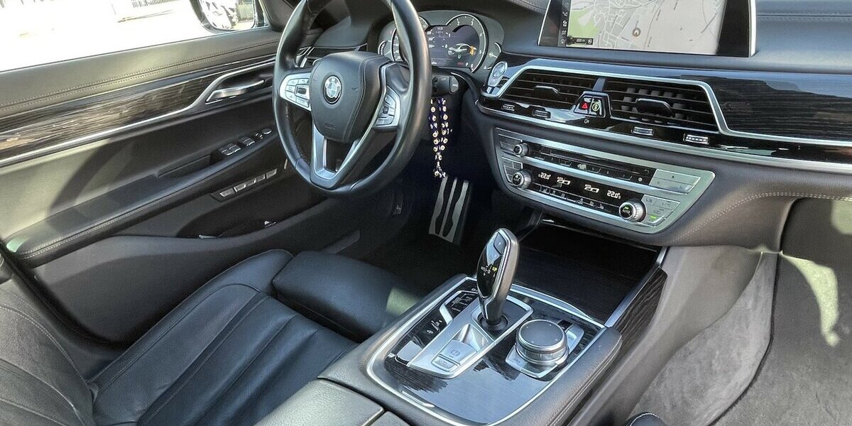 BMW 730d M Sport Paket Head-Up Laser Carbon Core 124.800 km 35.500 &euro; Altdorf 84032