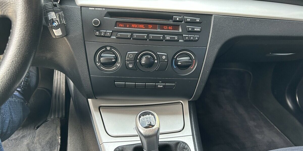 BMW 116i 1.Hand Klima PDC SHZ Tempomat 162.400 km 4.500 &euro; Altdorf 84032