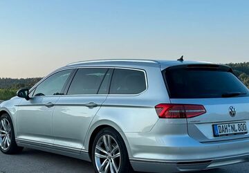 VW Passat Variant 183.000 km 16.300 &euro; Altdorf bei Landshut 84032