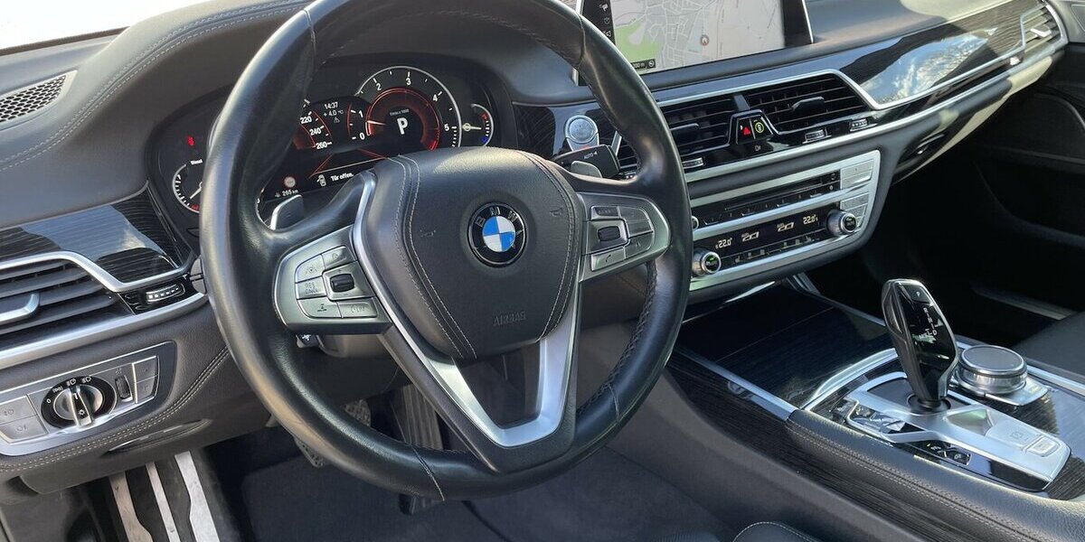 BMW 730d M Sport Paket Head-Up Laser Carbon Core 124.800 km 35.500 &euro; Altdorf 84032