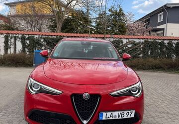 Alfa Romeo Stelvio 80.000 km 22.000 &euro; Essenbach 84051