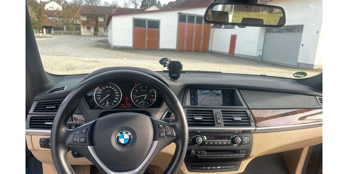 BMW X5 191.000 km 17.000 &euro; Pfeffenhausen 84076