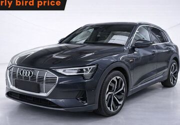 Audi e-tron 121.268 km 26.446 &euro; Ergolding 84030