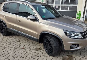VW Tiguan 144.102 km 14.700 &euro; Vilsheim 84186