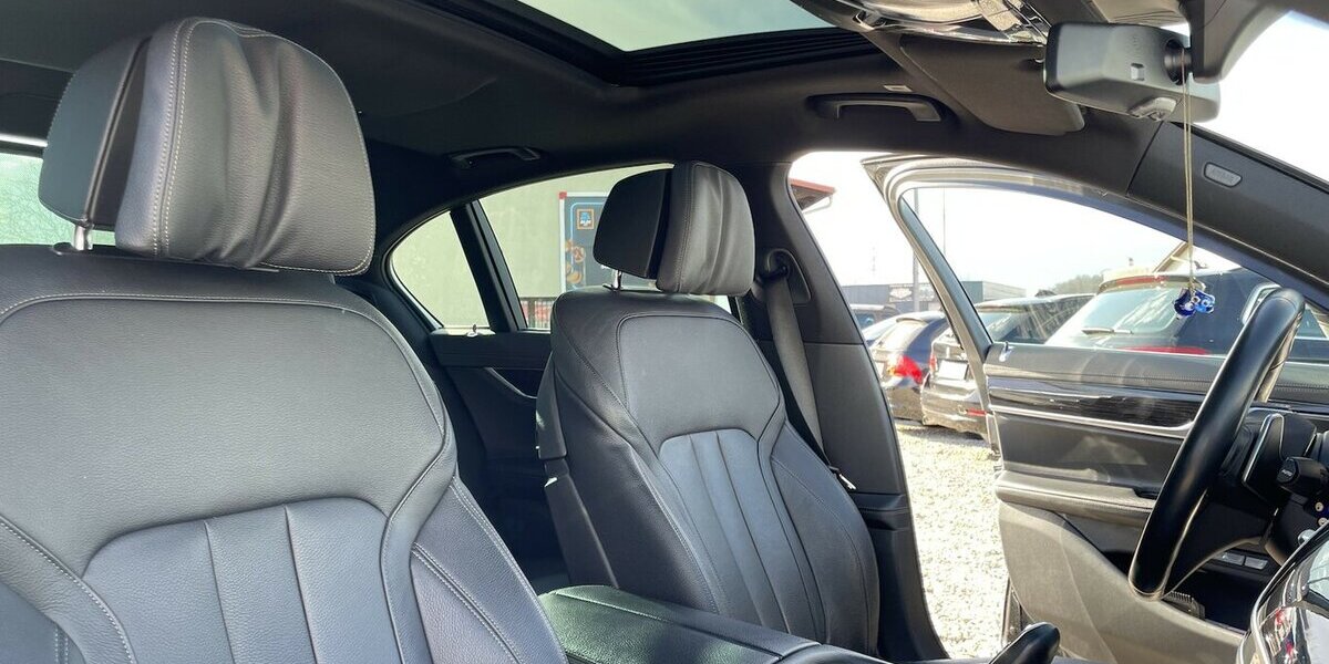 BMW 730d M Sport Paket Head-Up Laser Carbon Core 124.800 km 35.500 &euro; Altdorf 84032