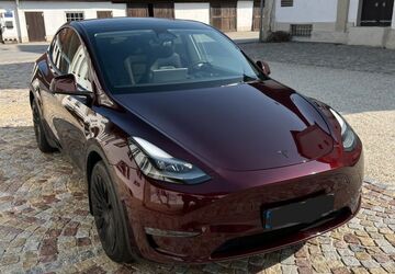 Tesla Model Y 68.000 km 40.800 &euro; Rottenburg a.d. Laaber 84056