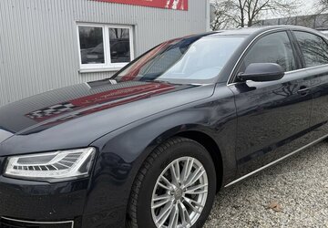 Audi A8 4.2 TDI EXCLUSIVE MATRIX 360°KAMERA MASSAGE 173.600 km 26.980 &euro; Altdorf 84032
