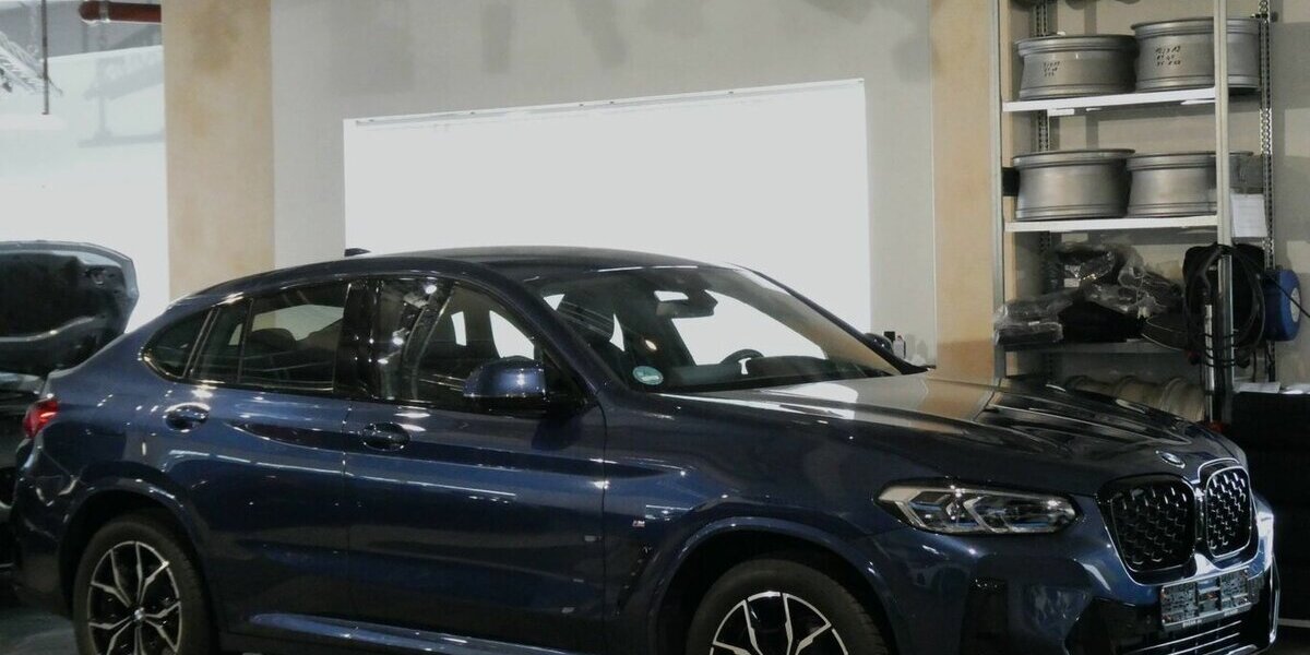 BMW X4 xDr G02 20i M Sport AHK,360°,Laser NP:74.968 9.700 km 48.590 &euro; Landshut 84030