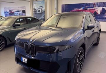 BMW iX3 9.000 km 77.900 &euro; Vilsheim 84186