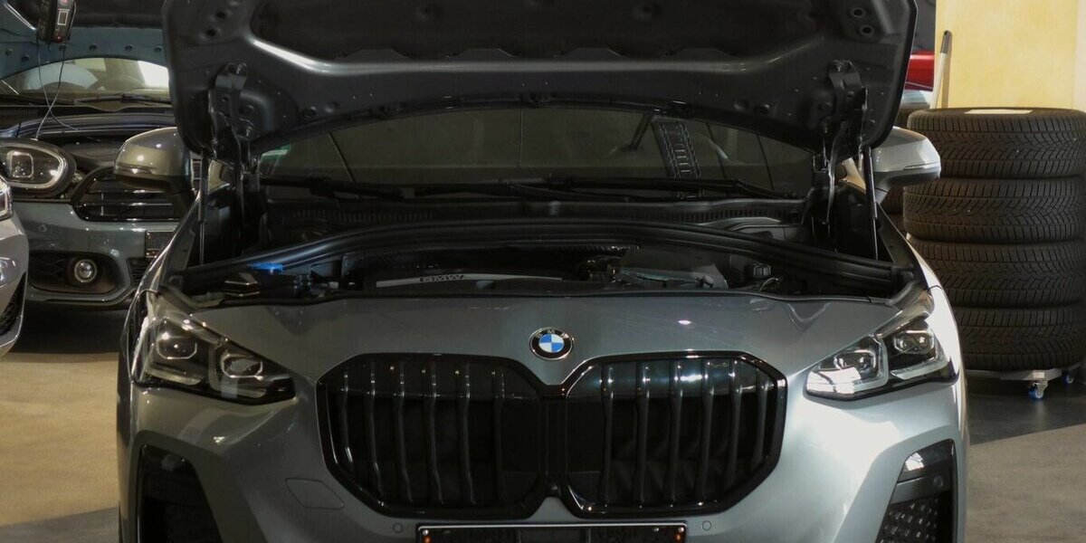 BMW 218 Active Tourer i MSport AHK,360°,HUD NP:57.770 21.800 km 30.590 &euro; Landshut 84030