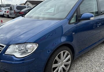 VW Touran 1.4 TSI DSG R-Line Highline Xenon Navi PDC 143.500 km 6.980 &euro; Altdorf 84032