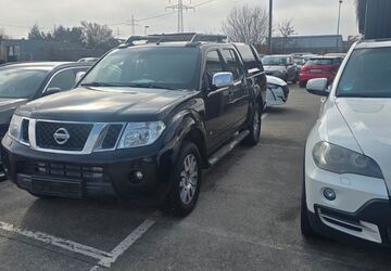 Nissan Navara 148.000 km 15.000 &euro; Altdorf 84032